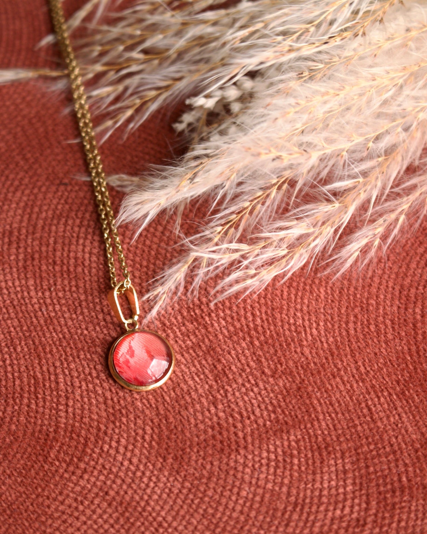 Nouveau Collier Secret Gris du gabon
